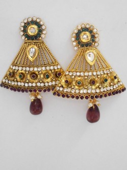 latest_earrings_02580PER19702